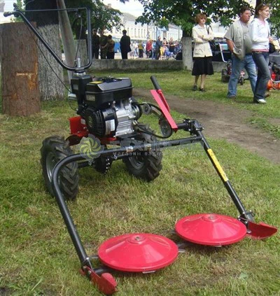Prednja kosilica za travu s dva diska